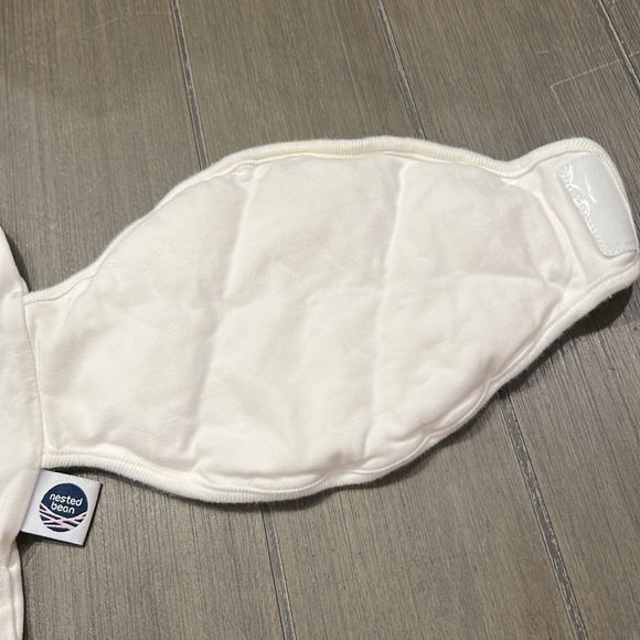 Nested Bean Zen Neo Swaddle - Picture 4 of 9